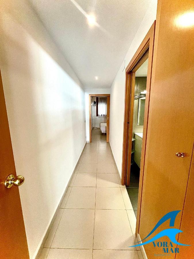 Apartaments Voramar 2 Кембрилс Екстериор снимка