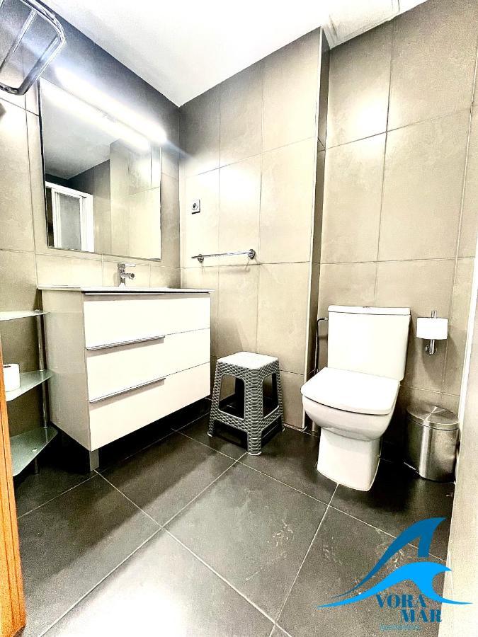 Apartaments Voramar 2 Кембрилс Екстериор снимка