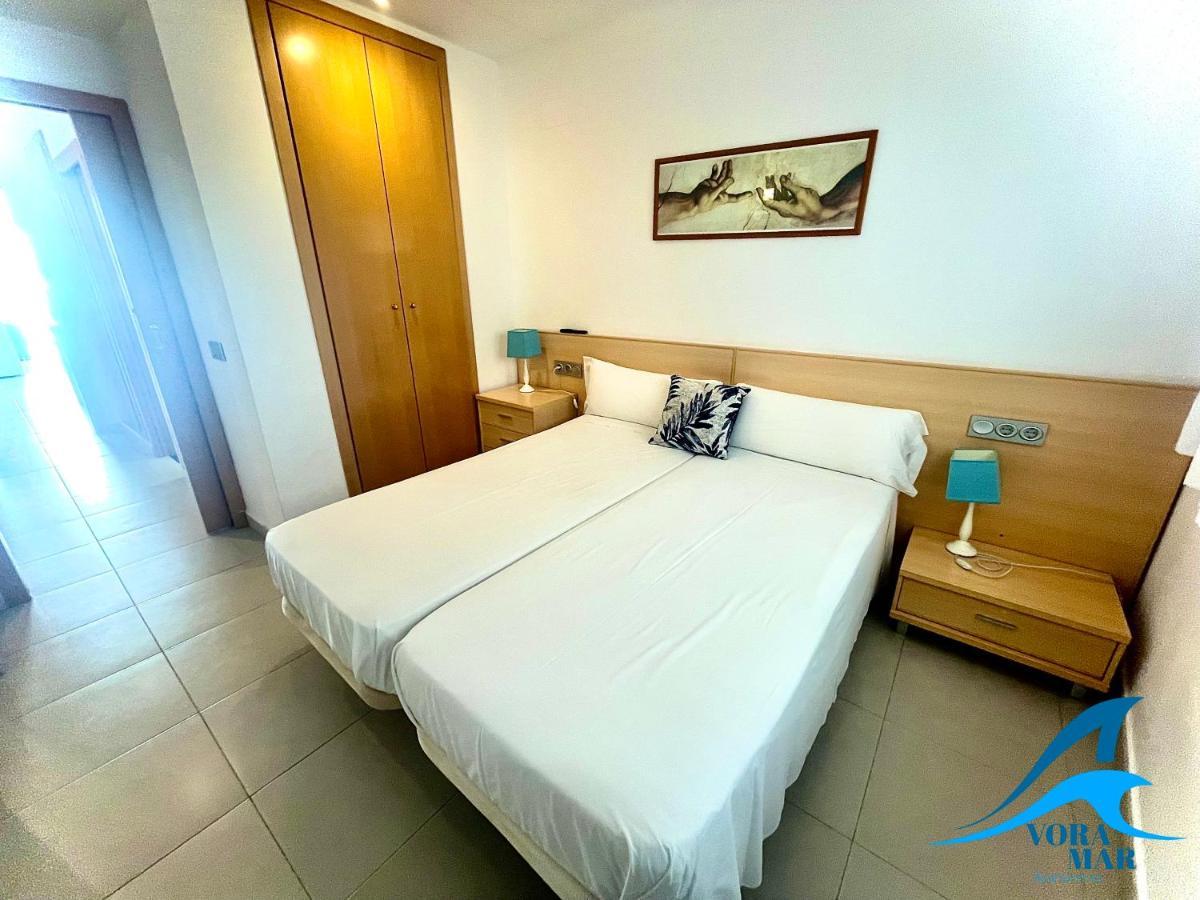 Apartaments Voramar 2 Кембрилс Екстериор снимка