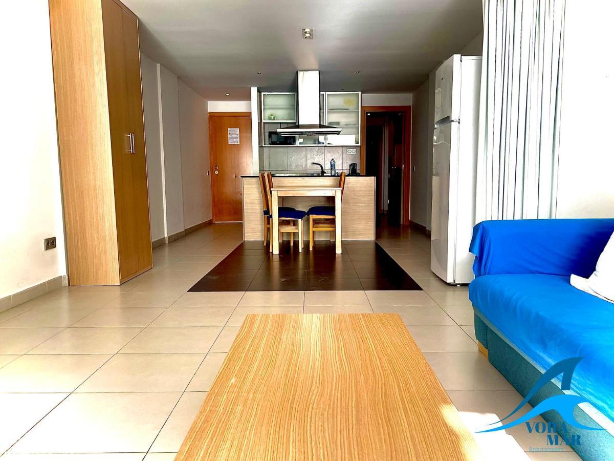 Apartaments Voramar 2 Кембрилс Екстериор снимка