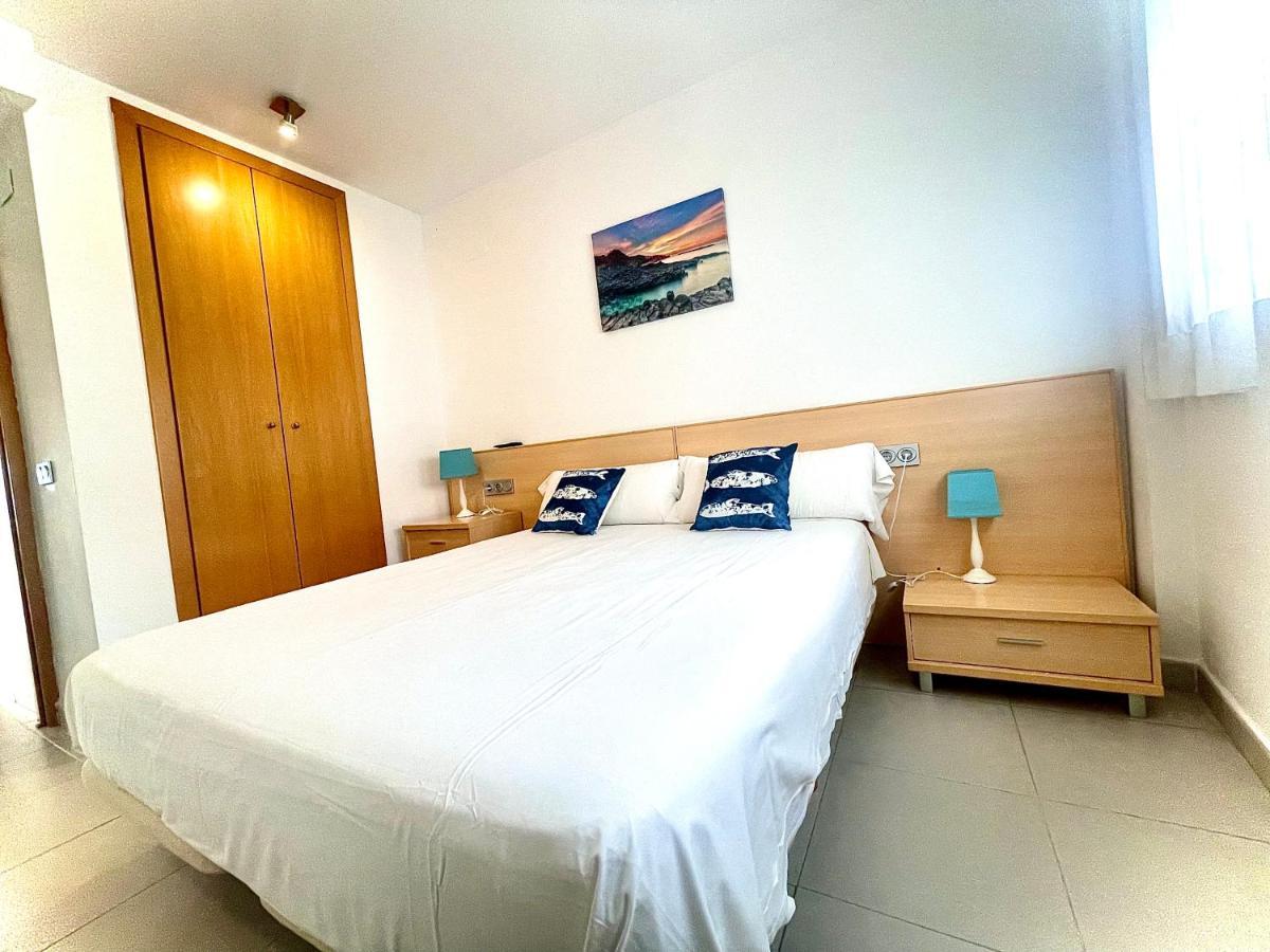 Apartaments Voramar 2 Кембрилс Екстериор снимка