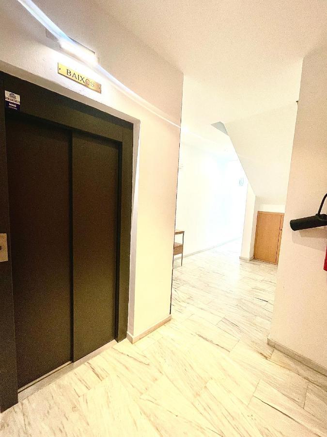 Apartaments Voramar 2 Кембрилс Екстериор снимка